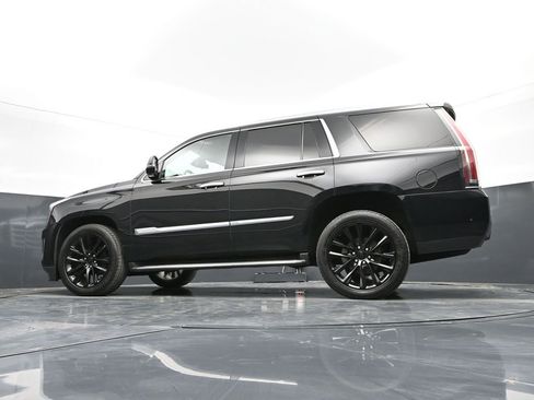 Used 2020 Cadillac Escalade Luxury AWD/4WD image 49