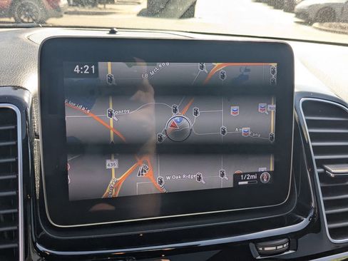 Certified 2018 Mercedes-Benz GLE 350 4MATIC image 11