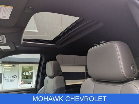Certified 2024 Chevrolet Silverado 2500 ZR2 w/ Technology Package AWD/4WD image 20