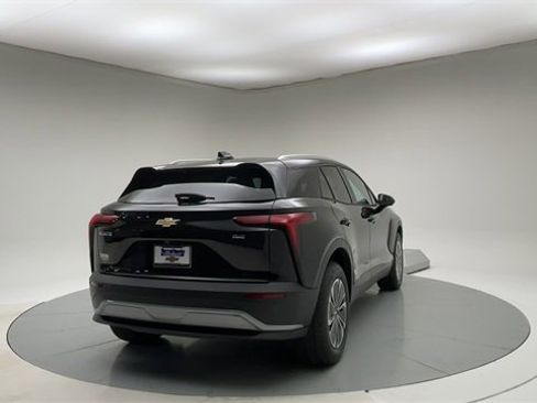 New 2025 Chevrolet Blazer EV LT w/ Super Cruise Package image 9