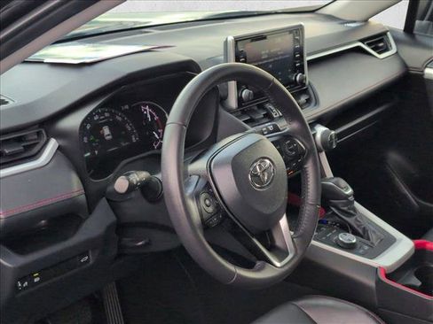 Used 2020 Toyota RAV4 TRD Off-Road image 10