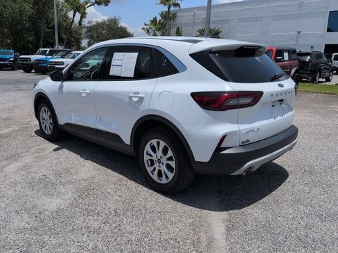 Certified 2024 Ford Escape Active FWD image 5