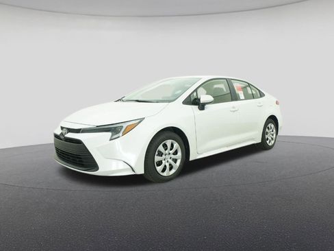 New 2026 Toyota Corolla LE image 17