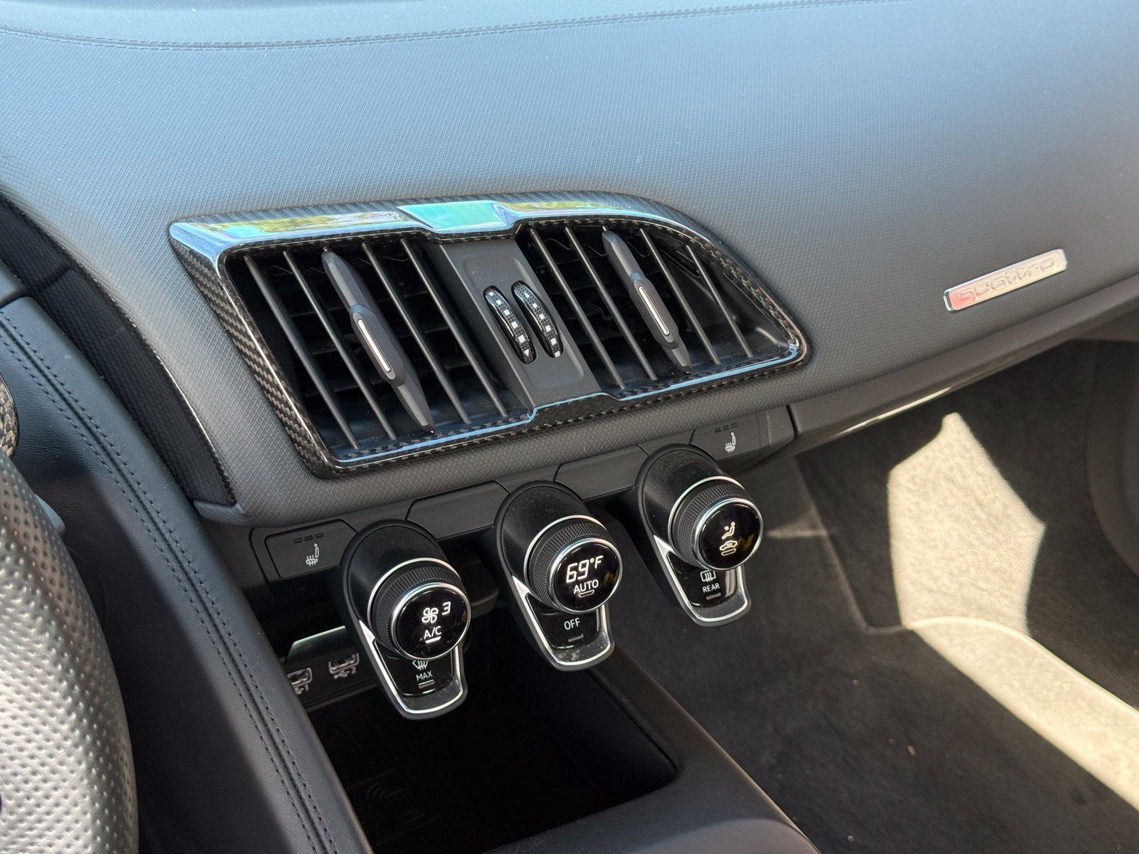Used 2020 Audi R8 V10 AWD/4WD image 35