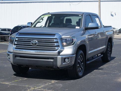 Used 2019 Toyota Tundra Limited w/ Limited Premium Package AWD/4WD image 2