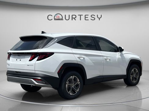 New 2026 Hyundai Tucson Blue SE AWD/4WD image 5
