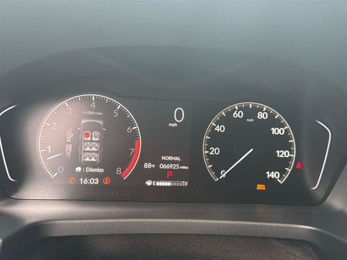 Used 2025 Honda Pilot EX-L image 5