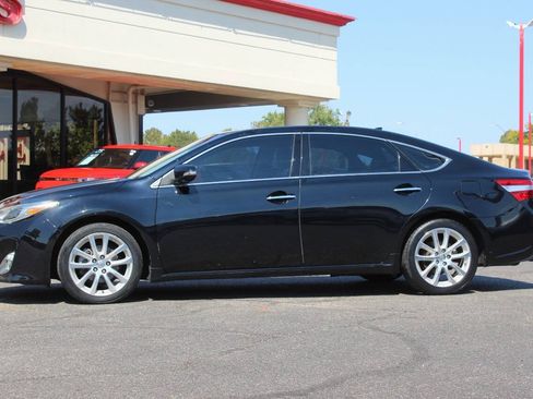 Used 2013 Toyota Avalon Limited FWD image 5
