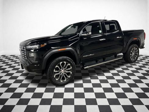 New 2026 GMC Canyon Denali image 4