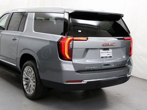 New 2026 GMC Yukon XL Elevation w/ LPO, Floor Liner Package image 7