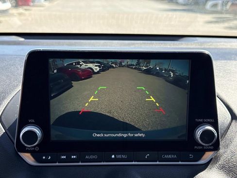 Certified 2022 Nissan Sentra SV w/ All-Weather Package image 22