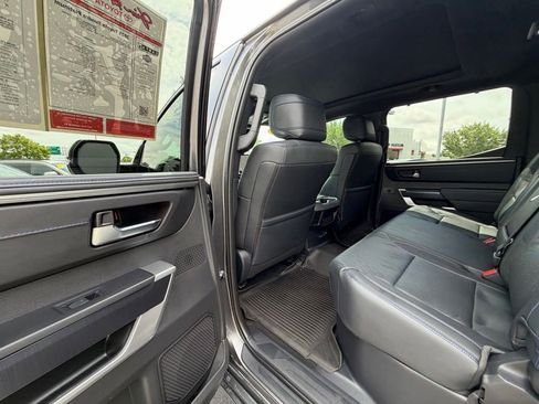 Used 2025 Toyota Tundra Platinum AWD/4WD image 30