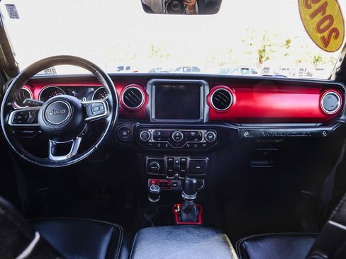 Used 2019 Jeep Wrangler Unlimited Rubicon image 13