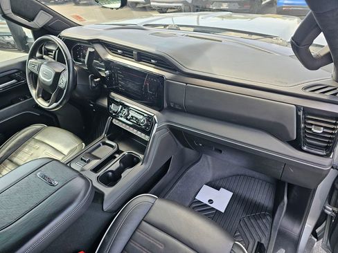 Used 2025 GMC Sierra 2500 AT4X w/ AT4X AEV Edition AWD/4WD image 11