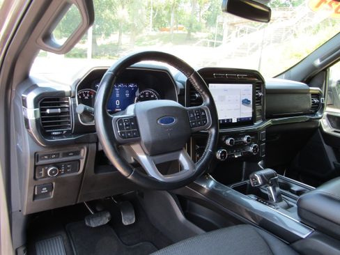 Used 2021 Ford F150 XLT w/ Equipment Group 302A High AWD/4WD image 16