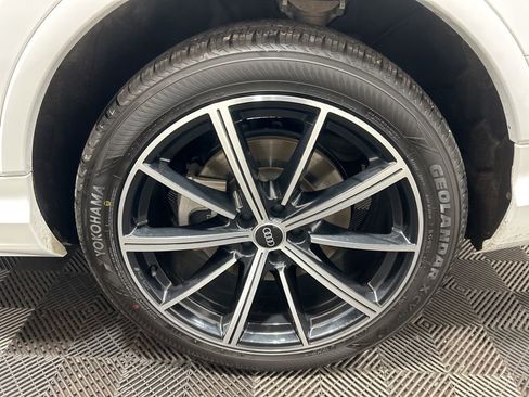 Used 2022 Audi Q7 3.0T Prestige image 35