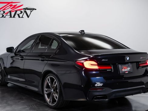Used 2021 BMW M550i xDrive w/ Executive Package AWD/4WD image 3