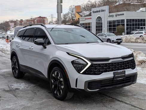 Certified 2023 Kia Sportage X-Line image 4
