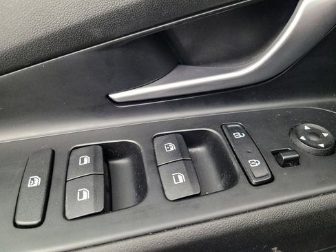 Used 2021 Hyundai Elantra SEL FWD image 27