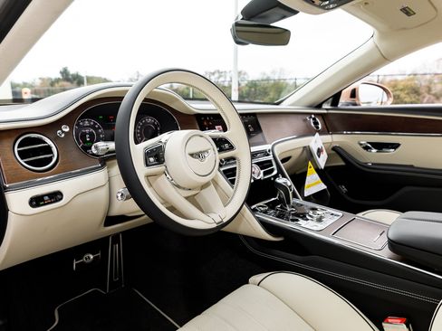 New 2026 Bentley Flying Spur Plug-In Hybrid image 26