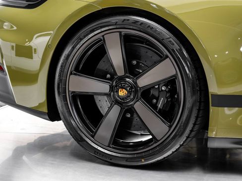 Used 2026 Porsche 911 Carrera GTS RWD image 64