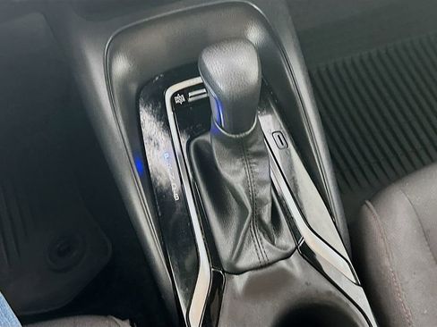 Used 2024 Toyota Corolla SE image 16