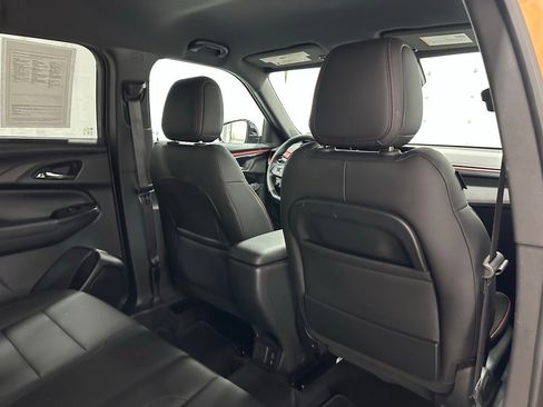 Used 2024 Chevrolet TrailBlazer RS w/ Convenience Package image 53