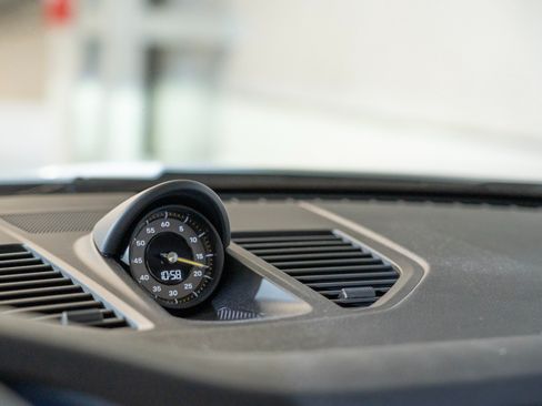 Used 2026 Porsche 911 GT3 RWD image 18