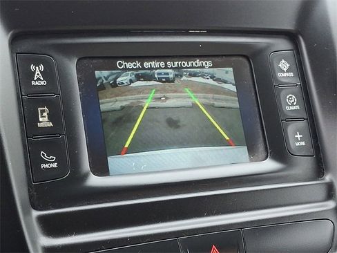 Used 2015 Chrysler 200 Limited w/ Convenience Group image 17