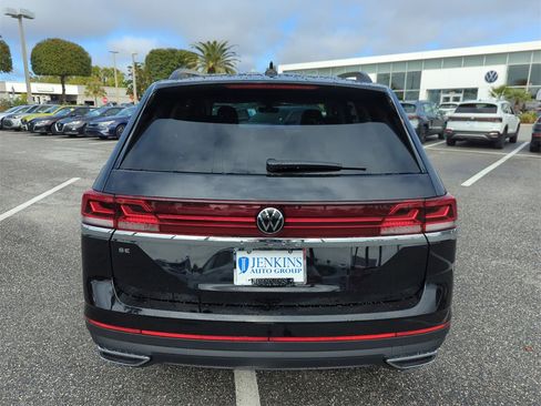 New 2026 Volkswagen Atlas SE image 9