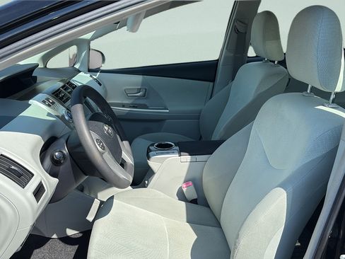 Used 2012 Toyota Prius V Three FWD image 10