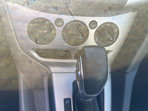 Used 2014 Ford Focus SE image 16