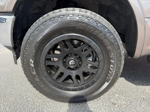 Used 2018 Ford F150 Lariat AWD/4WD image 19