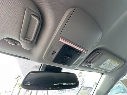 Used 2022 Toyota Camry XSE image 22