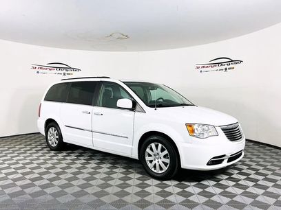 Used 2014 Chrysler Town & Country Touring w/ Driver Convenience Group