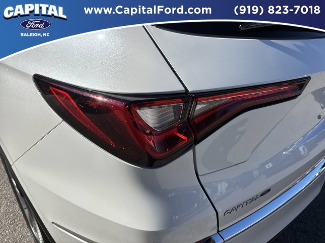 Used 2023 Acura MDX SH-AWD image 15