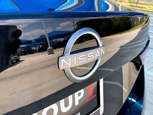 Used 2025 Nissan Sentra SV FWD image 31