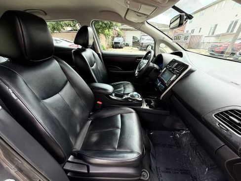 Used 2017 Nissan Leaf SL w/ Premium Package FWD image 23