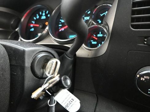 Used 2011 Chevrolet Silverado 1500 LT w/ All-Star Edition image 35