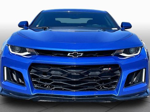 Used 2021 Chevrolet Camaro ZL1 RWD image 3