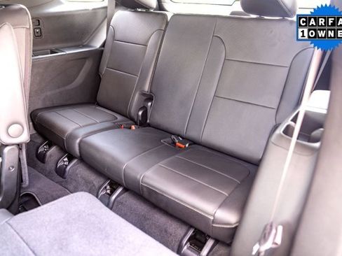 Used 2024 Chevrolet Traverse Premier w/ Redline Edition image 18