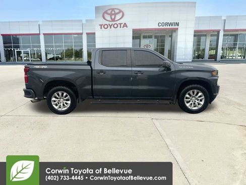 Used 2019 Chevrolet Silverado 1500 Custom w/ Custom Value Package image 9