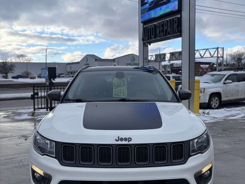 Used 2019 Jeep Compass Trailhawk image 8