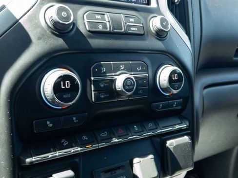 Used 2020 Chevrolet Silverado 1500 LT w/ All-Star Edition image 38