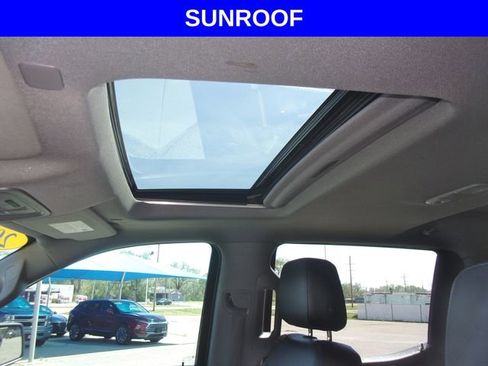 Used 2022 Chevrolet Silverado 1500 LTZ w/ LTZ Premium Package image 2