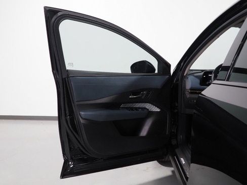 Used 2023 Nissan Ariya Platinum+ image 60