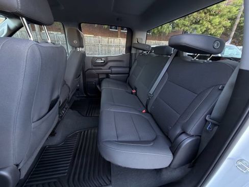 Used 2021 Chevrolet Silverado 1500 LT AWD/4WD image 30
