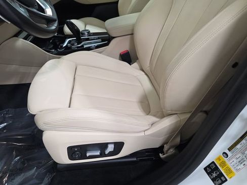 Used 2021 BMW X4 xDrive30i w/ Premium Package image 29