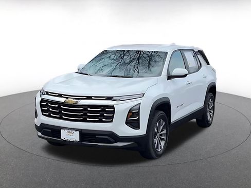 Used 2025 Chevrolet Equinox LT image 7