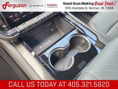 New 2026 GMC Yukon XL AT4 w/ AT4 Premium Plus Package AWD/4WD image 33